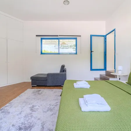 Casa Da Teresa By House And People Santa Lucrecia de Algeriz